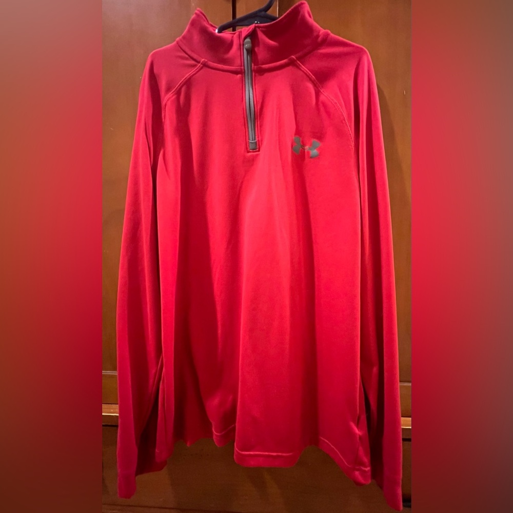 YOUTH LARGE
1/4 ZIP
UNDER ARMOUR
EXCELLENT CONDITION